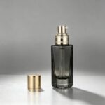 base de maquillaje líquida 30ml Premium Foundation Bottle with Electroplated Components – Classic Black Semi-Transparent Coating